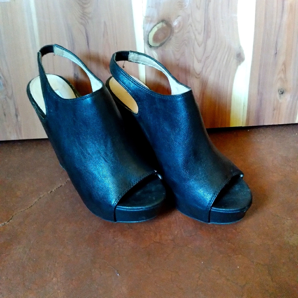 Peep toe sling back wedges